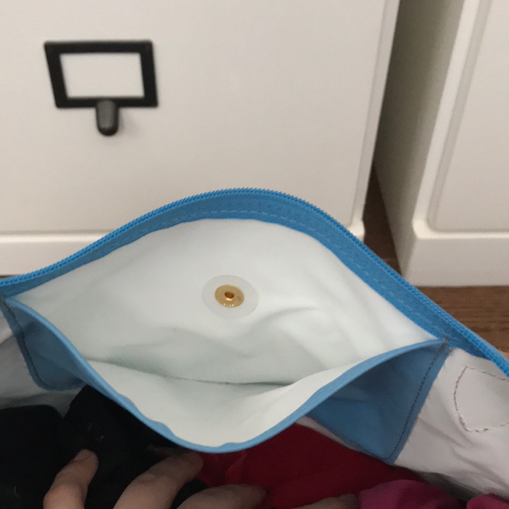 Longchamp Large Le Pliage Tote - Picture 6 of 8